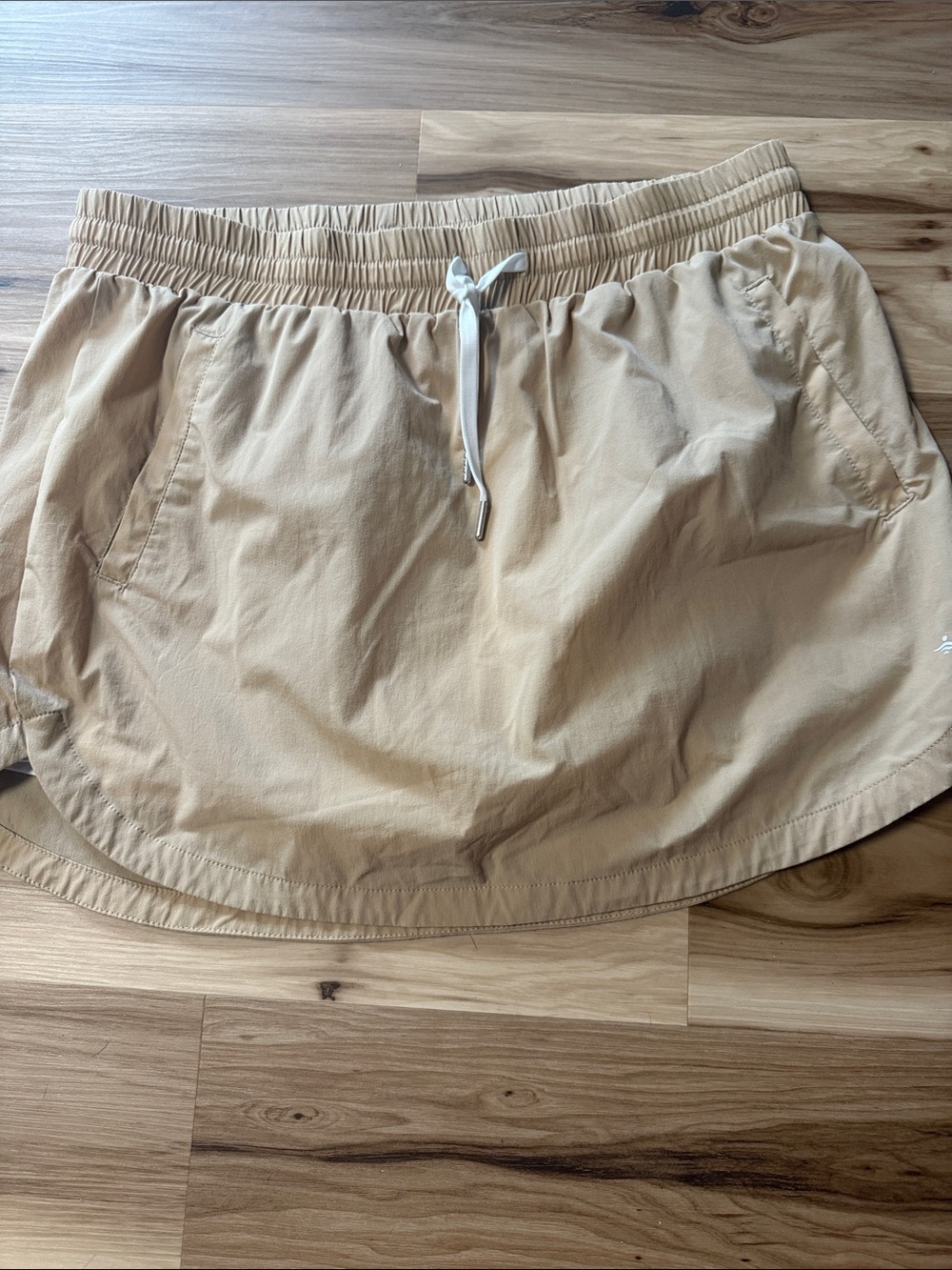 HALARA Tan Drawstring Skort with Pockets